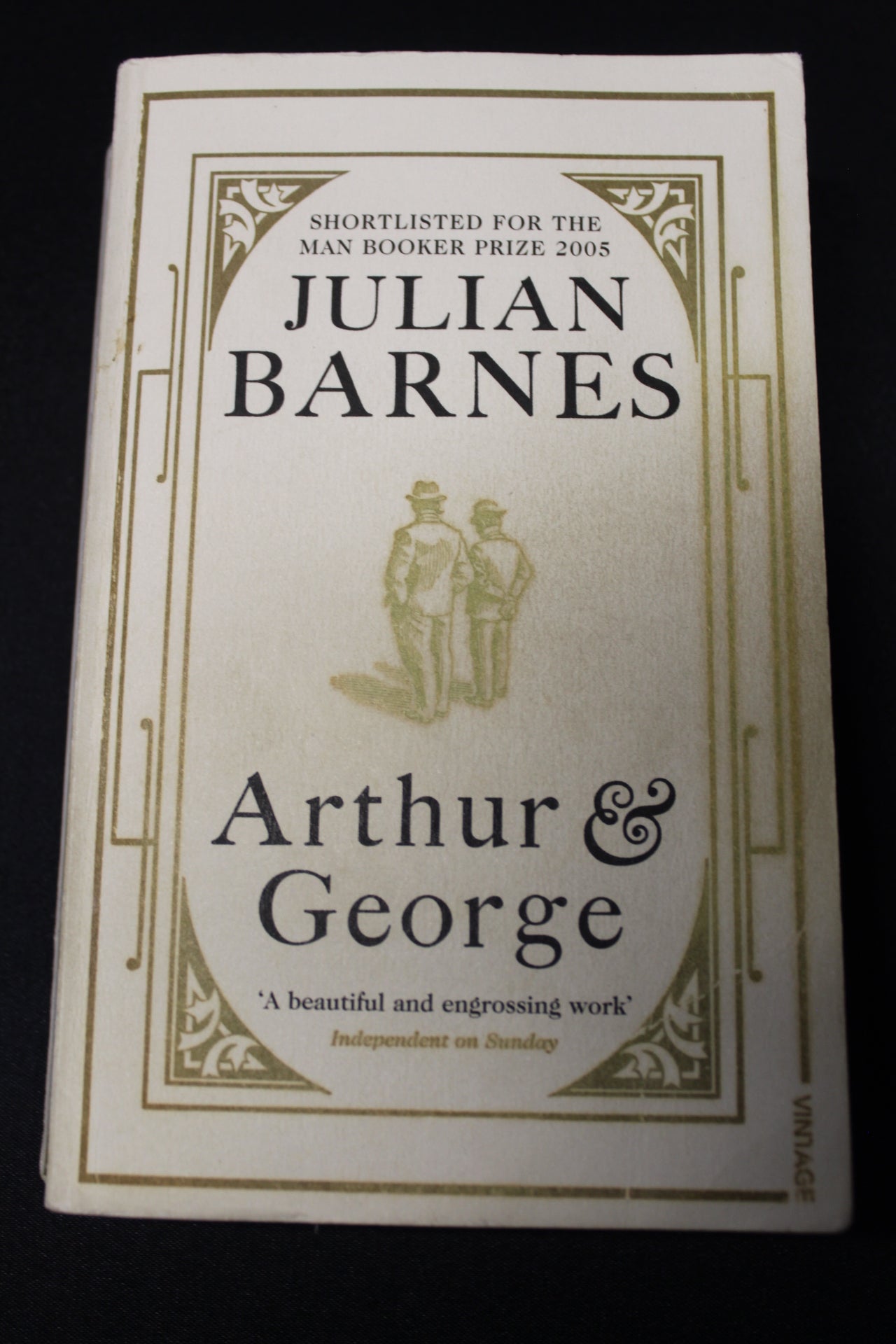 Arthur & George [Second Hand] – Bookmart.co.nz